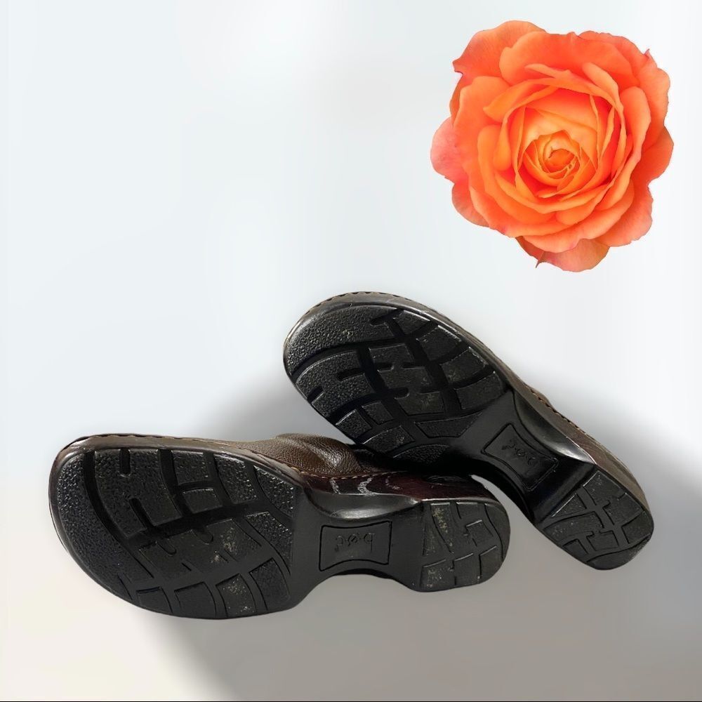 B.O.C Leather Peggy Clogs - Picture 3 of 7